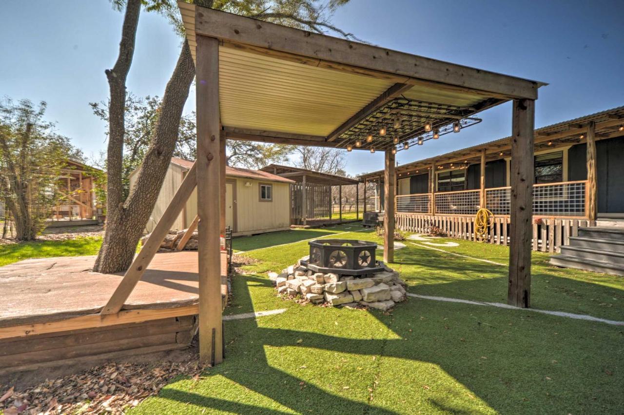 The Barn Texas Wine Country Vacation Rental フレデリックスバーグ エクステリア 写真